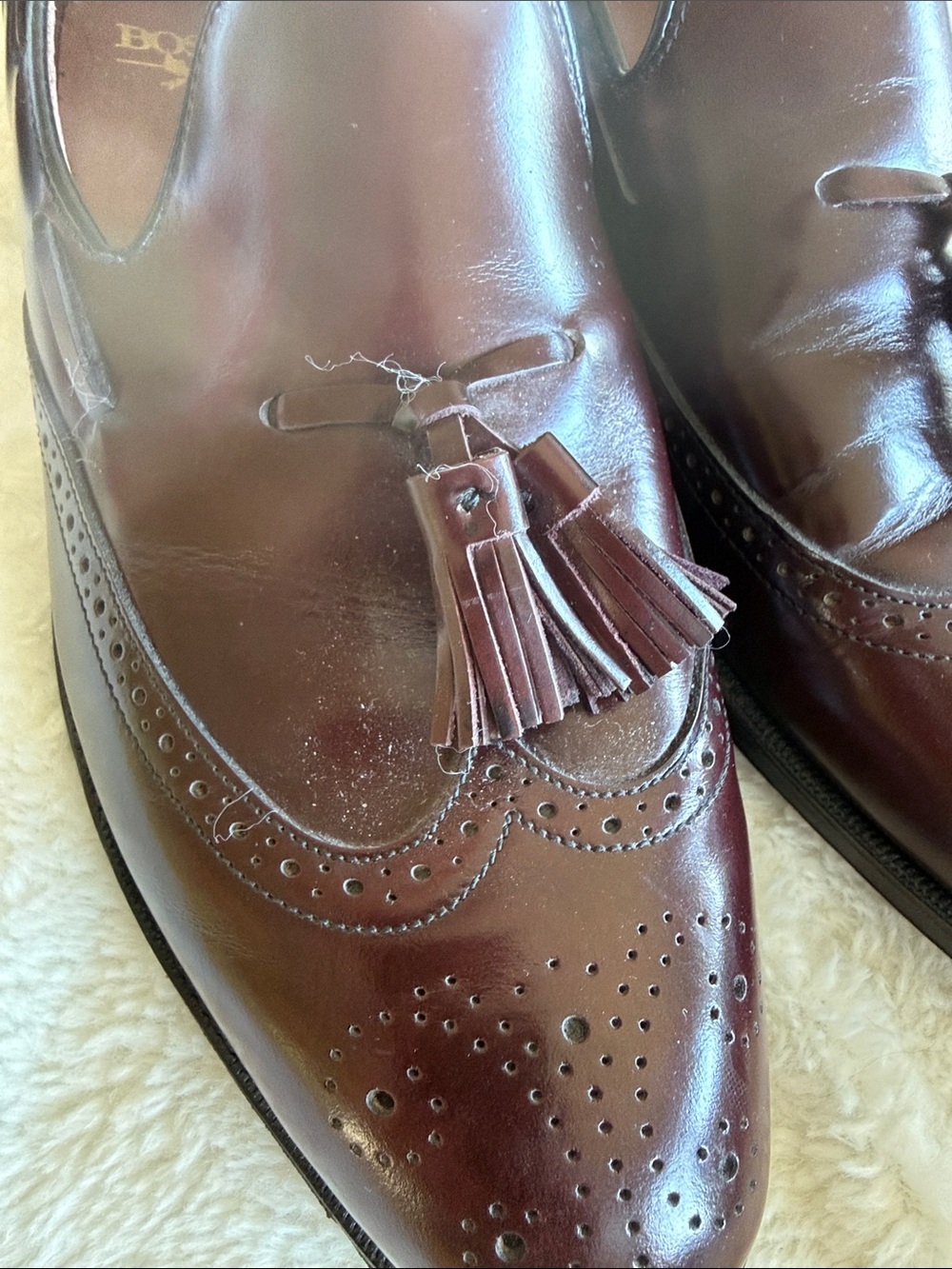 Bostonian Men's Tassel Loafers in Burgundy Brown - Picture 3 of 5
